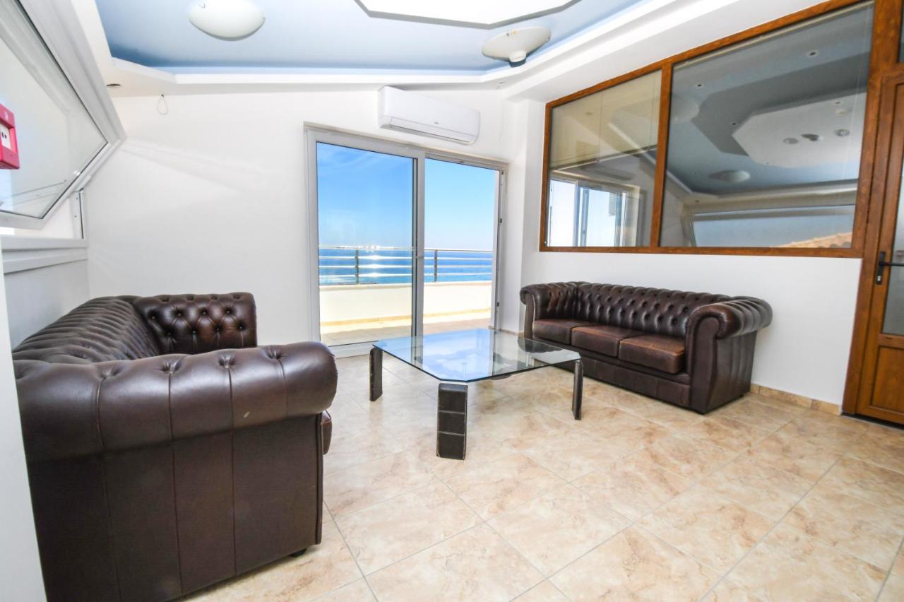 Nefeli - Living By The Sea 3*