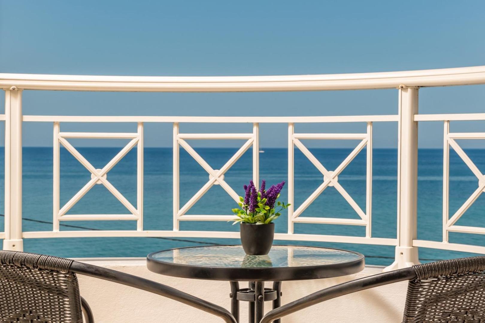 Nefeli - Living By The Sea Hotel 3*