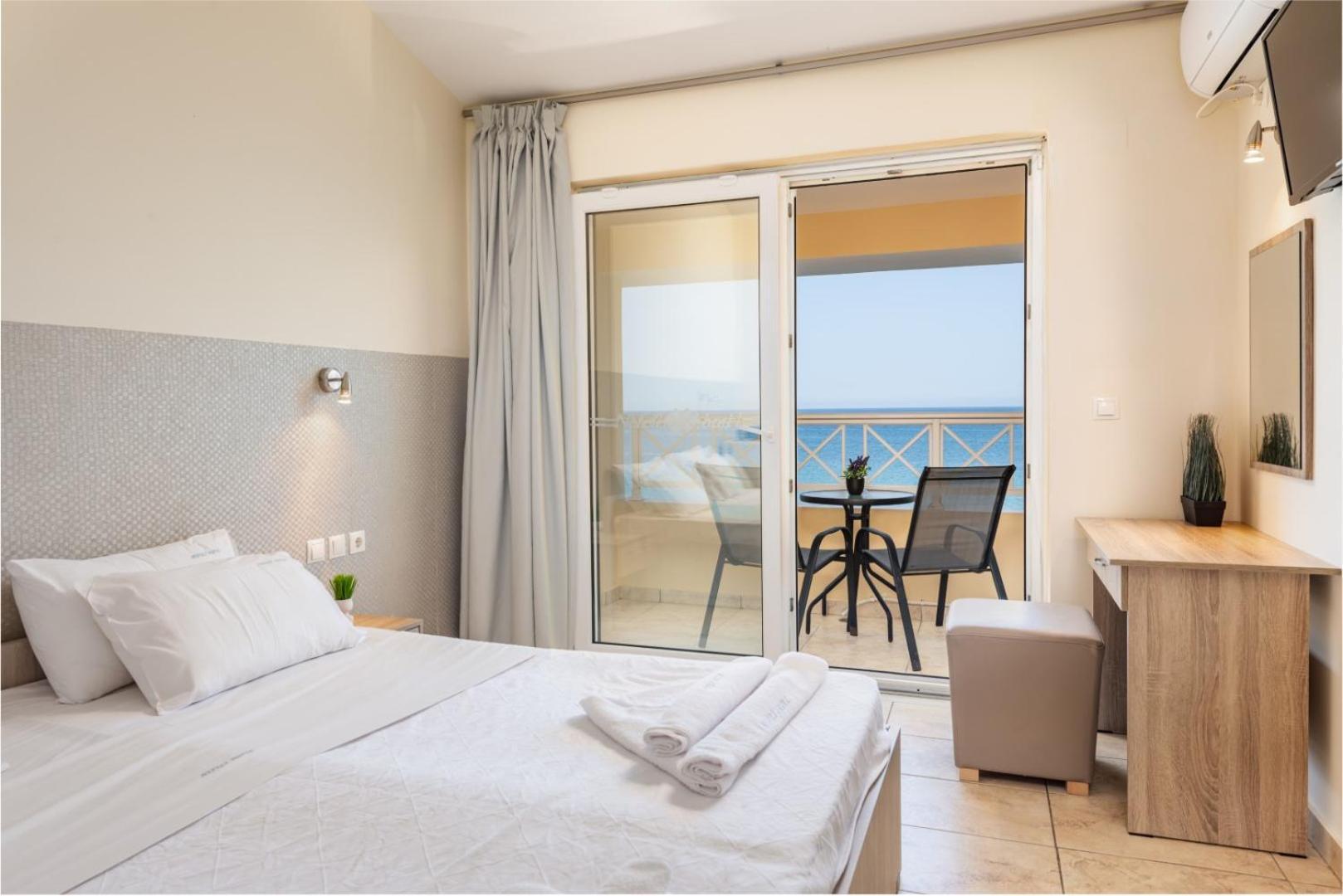 Nefeli - Living By The Sea Argassi