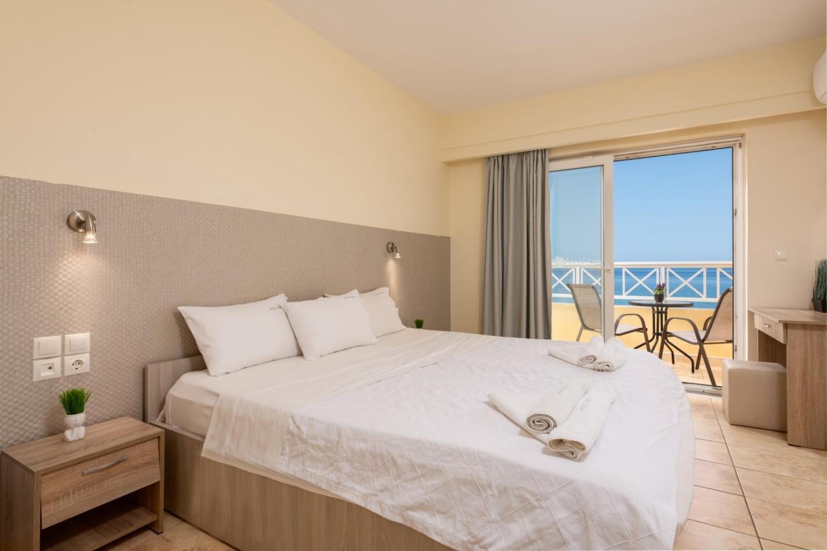 Hotel Nefeli - Living By The Sea Argassi