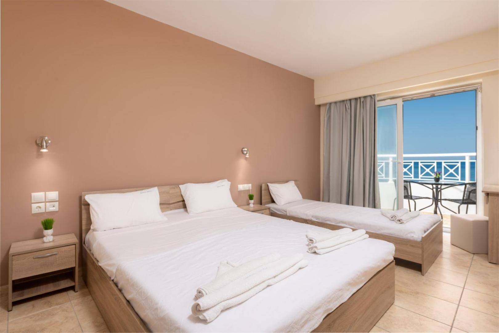 Nefeli - Living By The Sea Hotel 3*